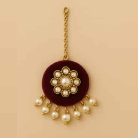Velvet Pearl Maangtikka